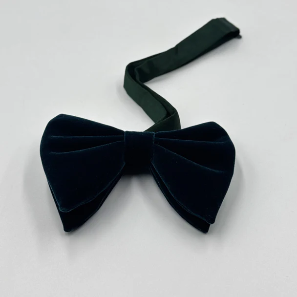 Bow tie